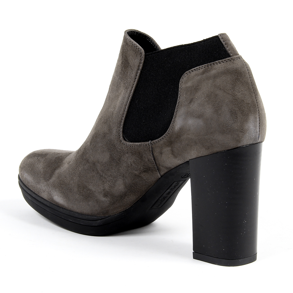 V 1969 Italia Stivaletto con tacco da donna color talpa GRACY