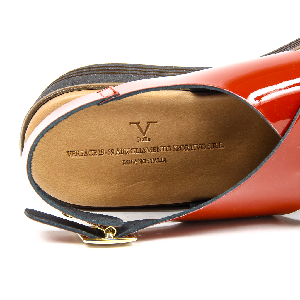 Sandalo flatform da donna V 1969 Italia