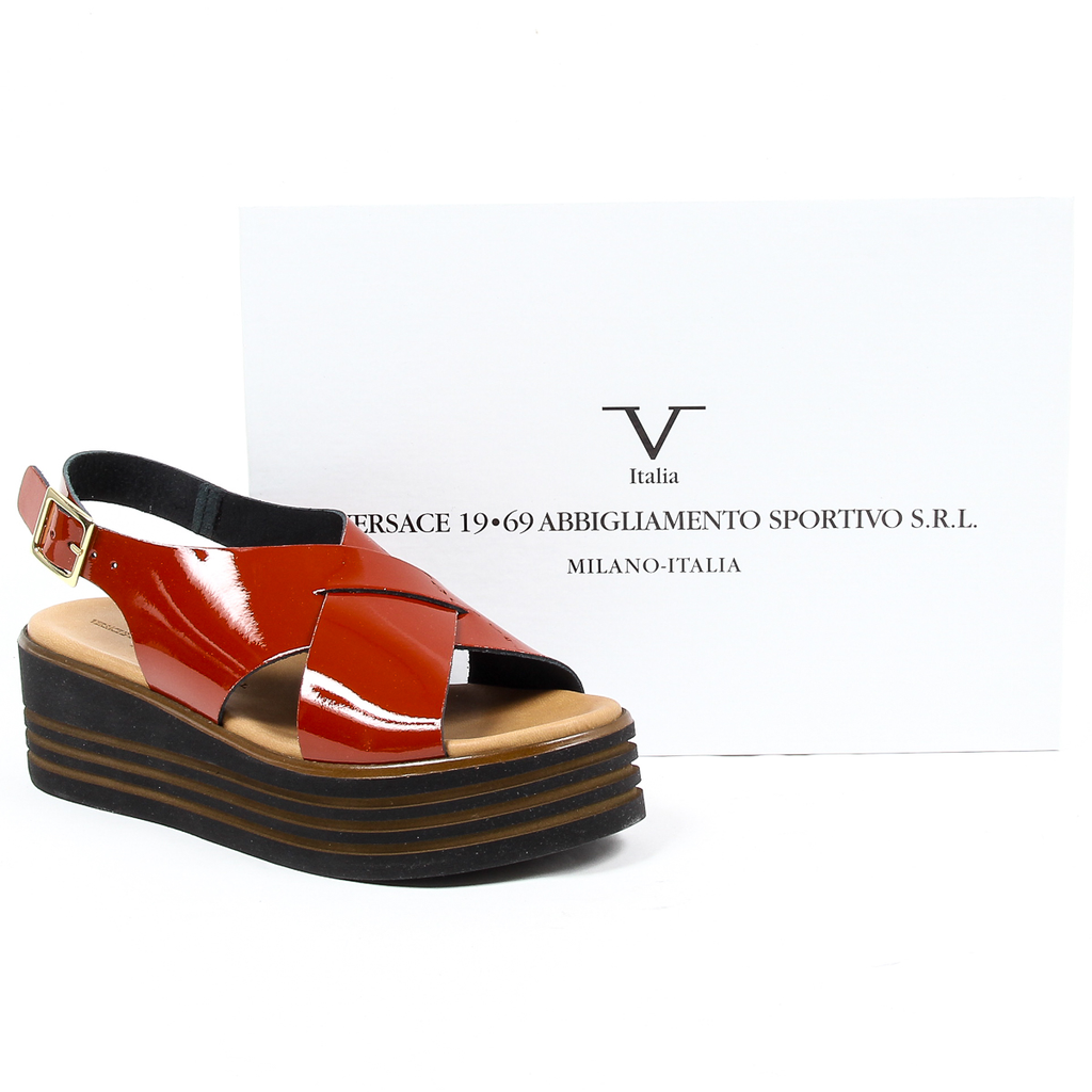 Sandalo flatform da donna V 1969 Italia