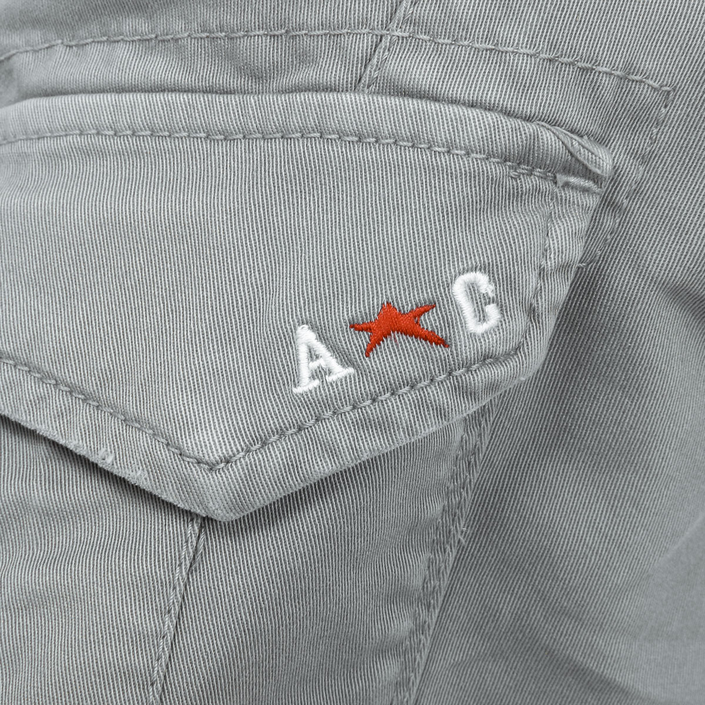 Pantaloncini da uomo Andrew Charles grigio chiaro JAKO