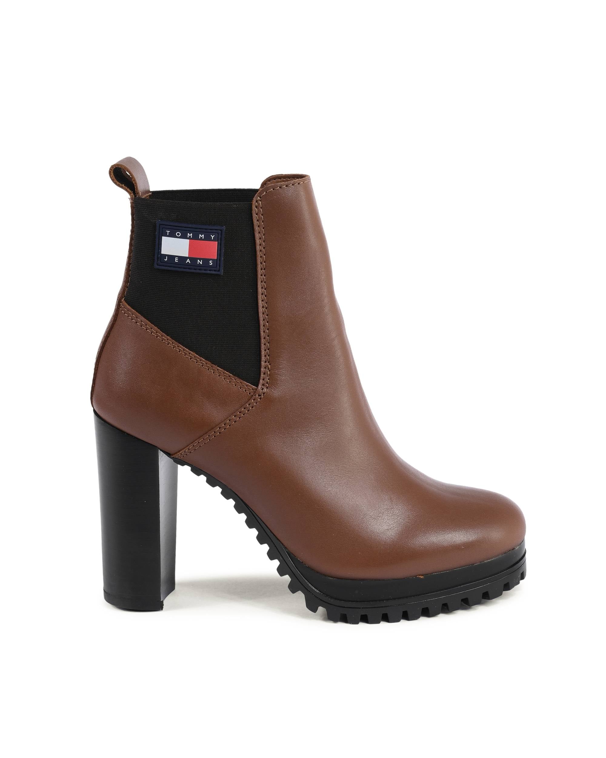 Tommy Hilfiger Stivali da donna MARRONE EN0EN02439GVI