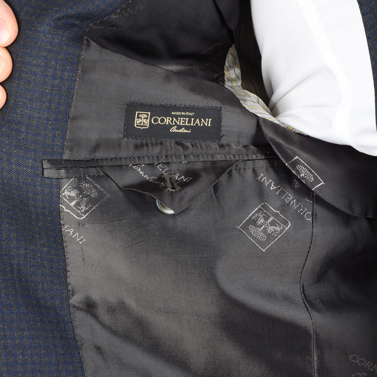 Abito da uomo Corneliani a maniche lunghe grigio scuro Super 110's