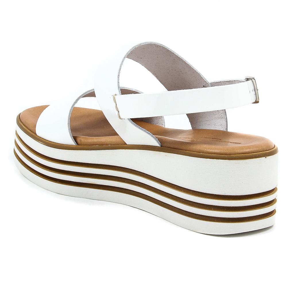 Sandalo flatform da donna V 1969 Italia