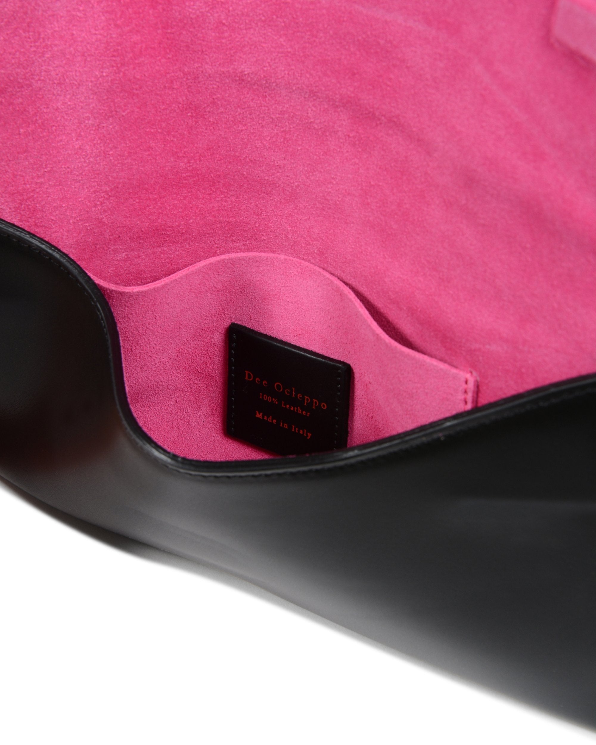 Pochette in pelle nera
