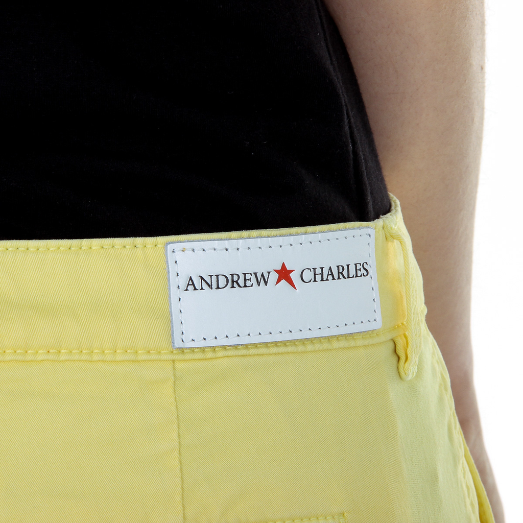 Andrew Charles Pantaloncini da donna gialli SAFIA