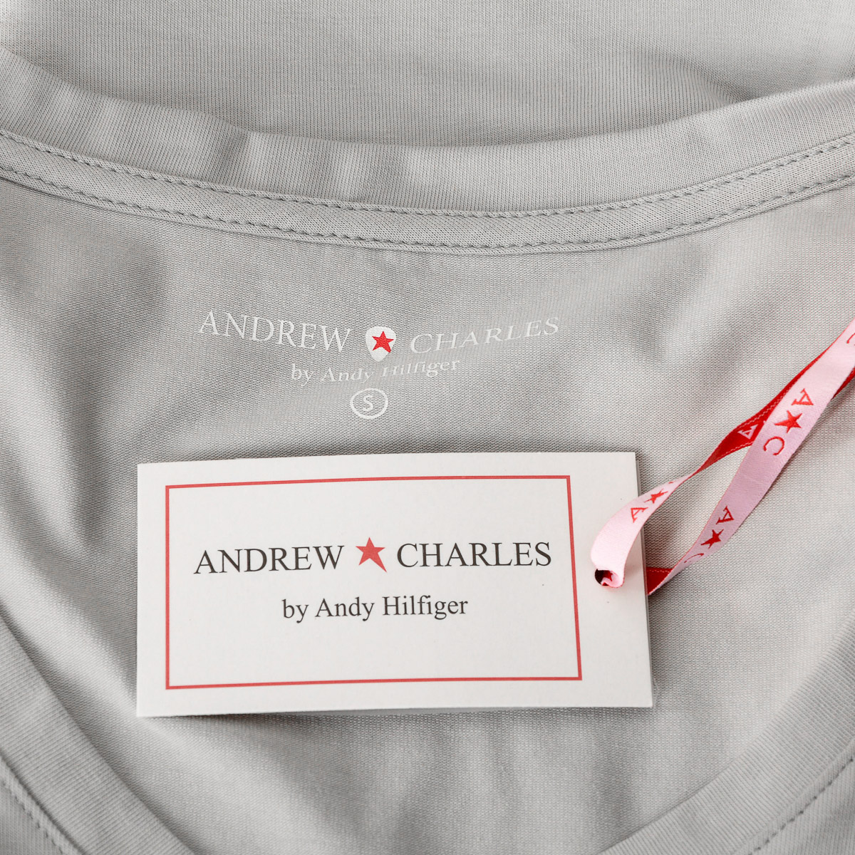 Andrew Charles T-shirt da donna a maniche corte con scollo a V, grigia TAPIWA