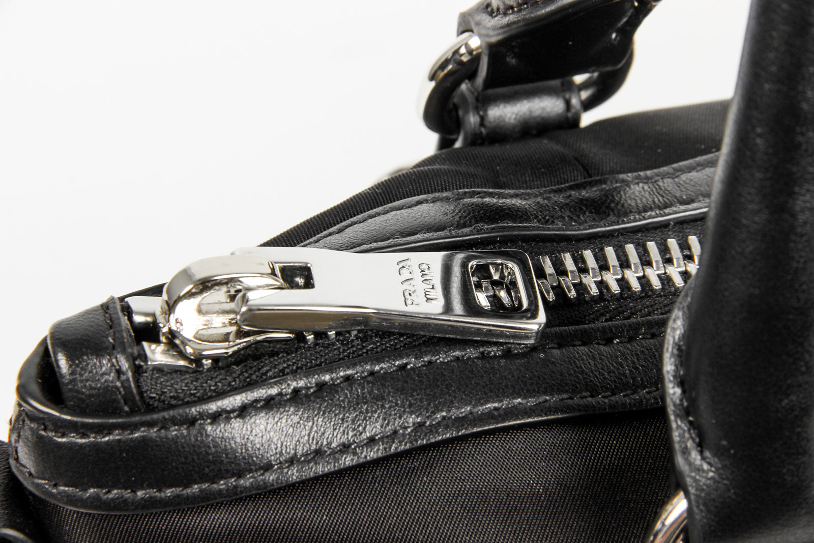 Borsa a mano Prada Ladies BR5116 in tessuto e vitello morbido