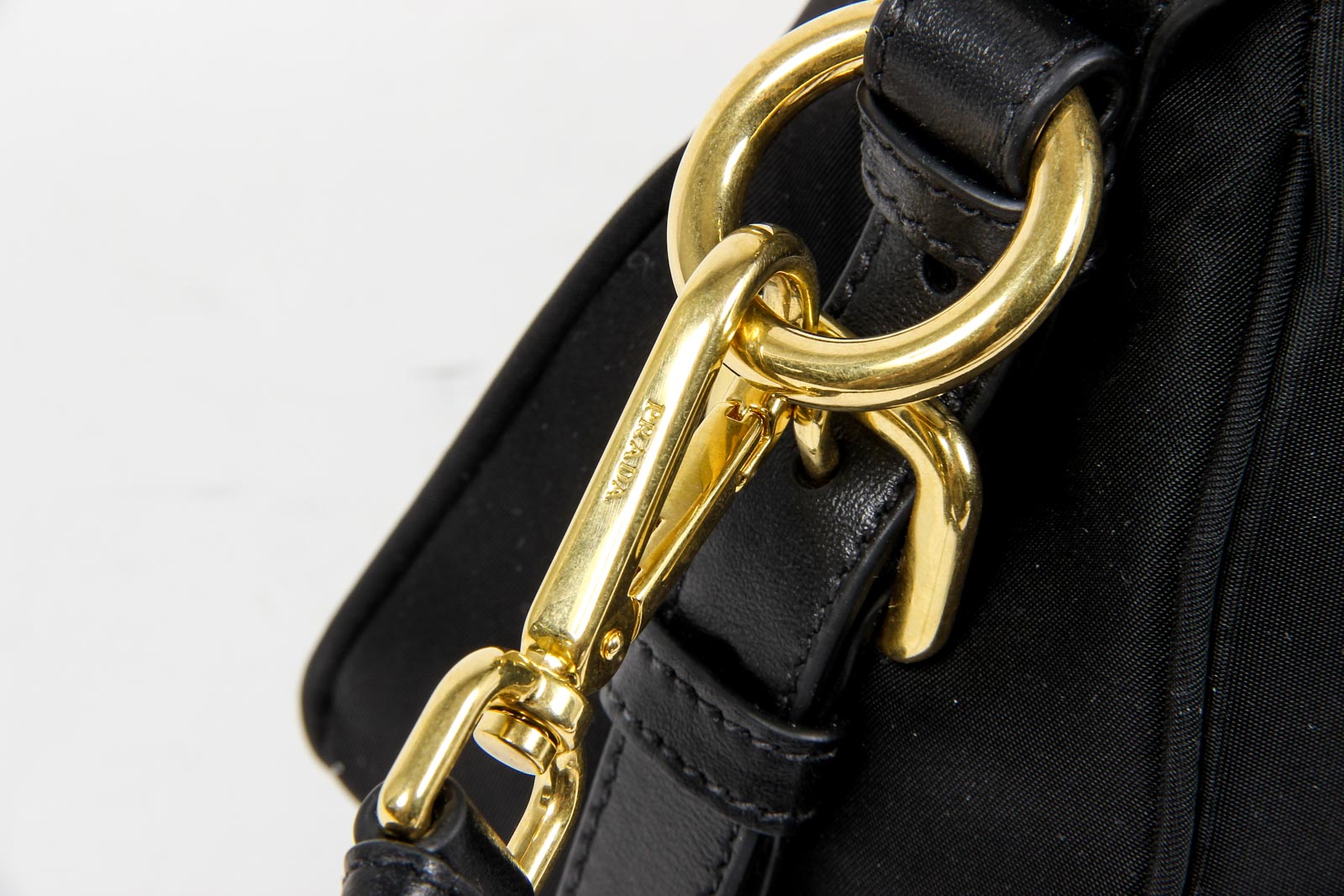 Borsa a mano convertibile con manico superiore in tessuto di nylon Prada da donna BN1903