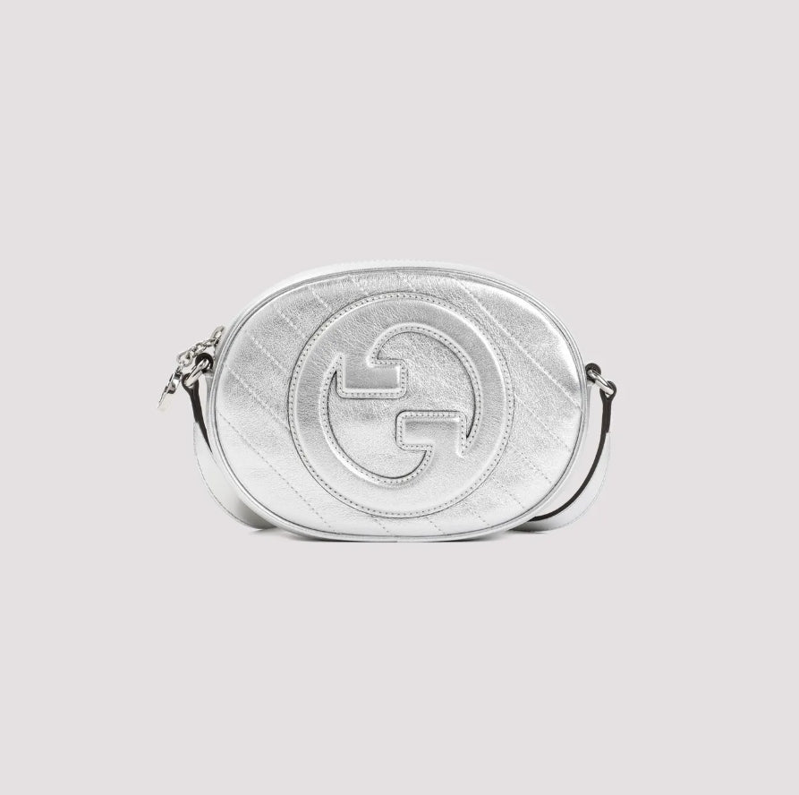 Borsa a tracolla in pelle metallizzata con logo GG