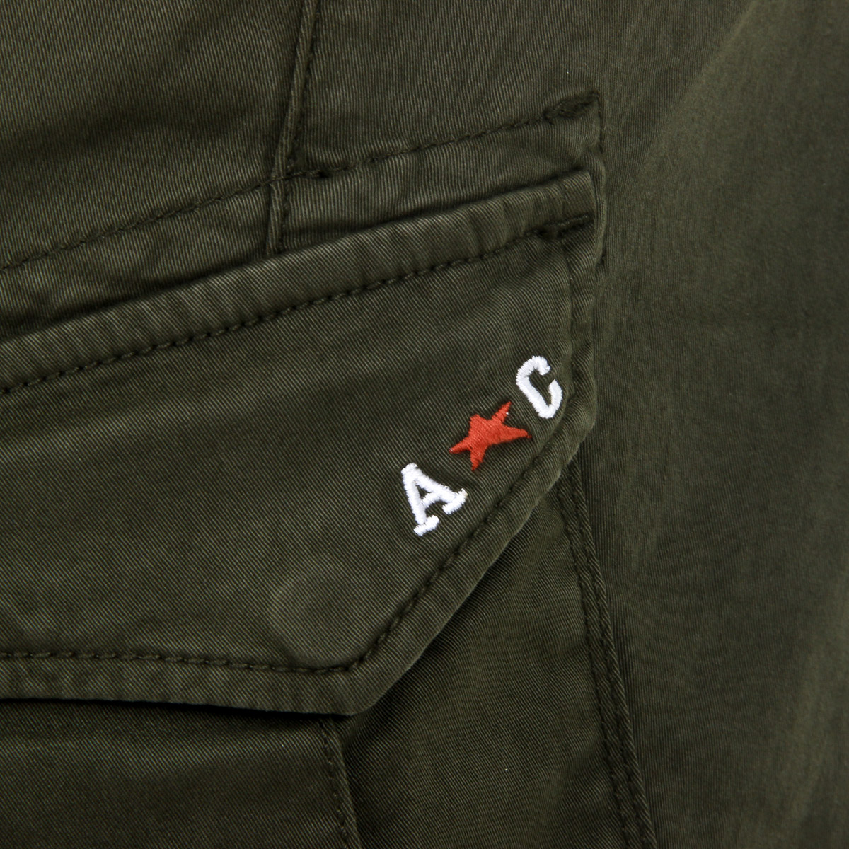 Pantaloncini da uomo Andrew Charles verdi JAKO