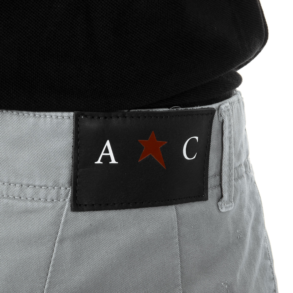 Pantaloncini da uomo Andrew Charles grigio chiaro JAKO