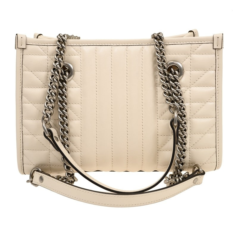 Borsa a tracolla Gucci Marmont GG in pelle trapuntata bianca