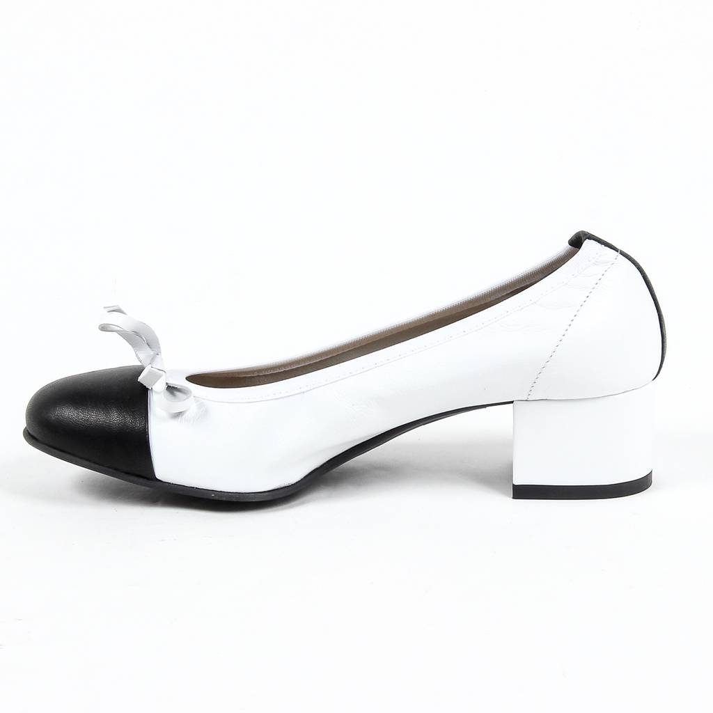 V 1969 Italia Womens Ballerina
