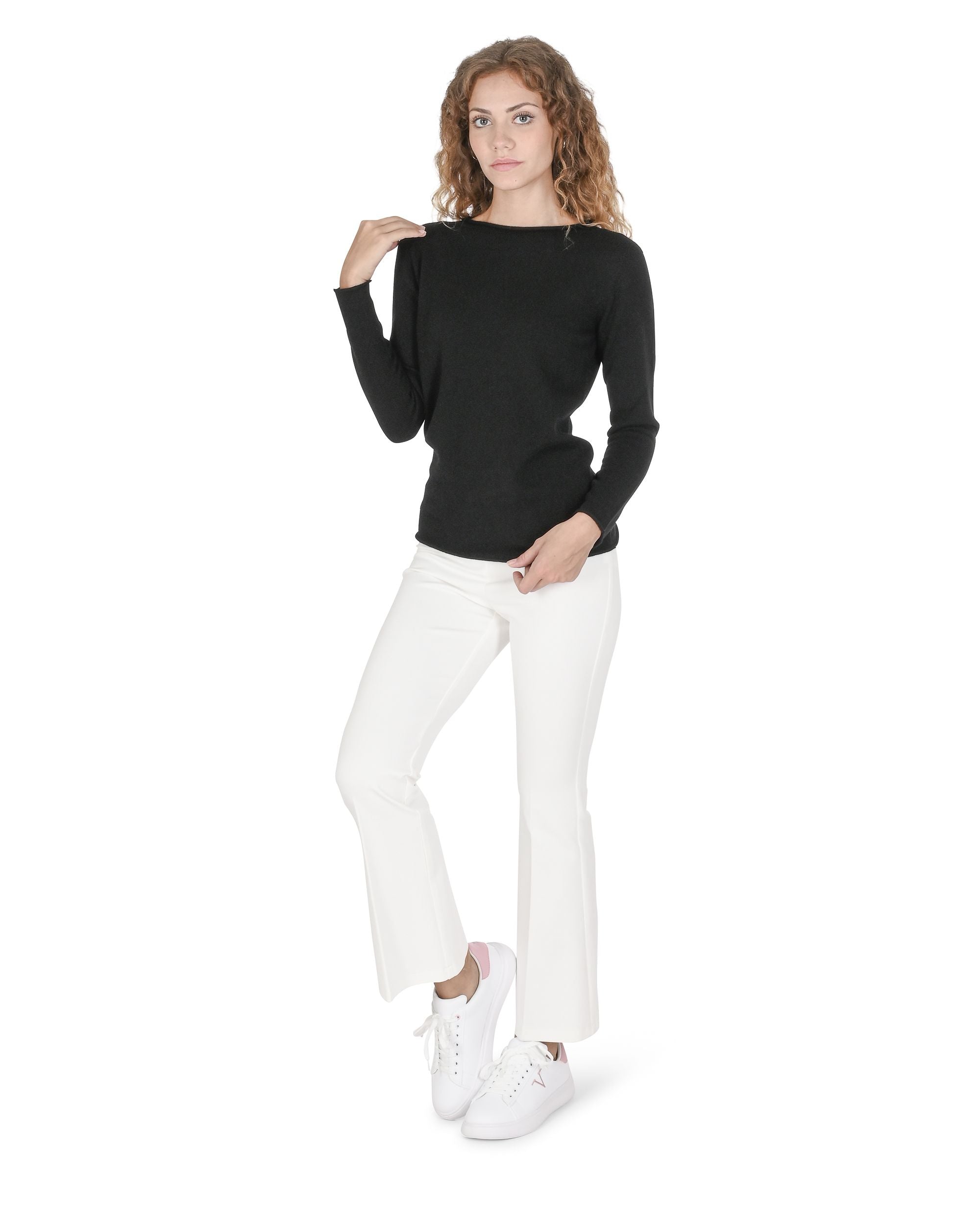 Maglione da donna in cashmere con scollo a barca Crown of Edinburgh COE 0025 NERO