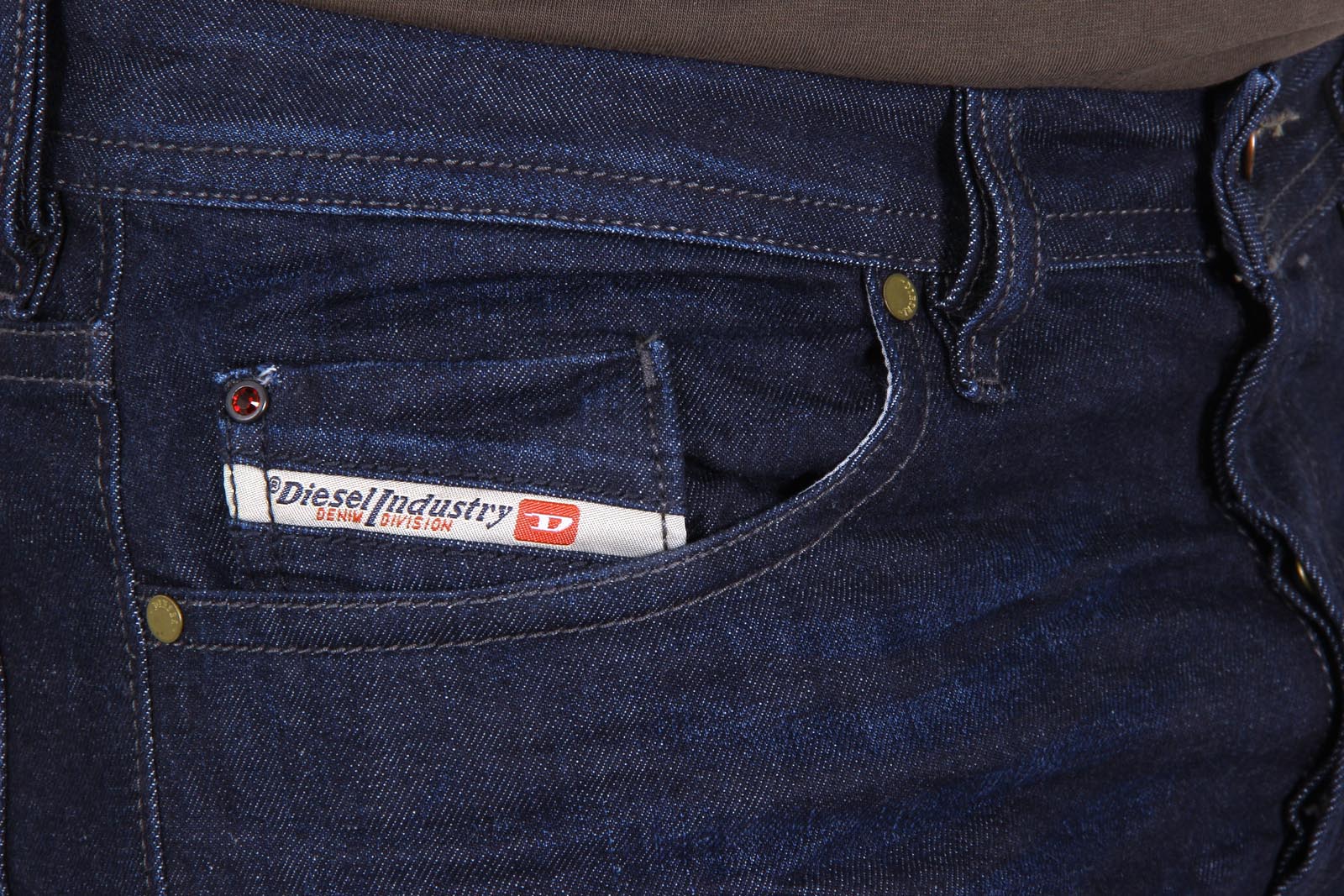 Jeans da uomo Diesel BUSTER 08K23 L.32