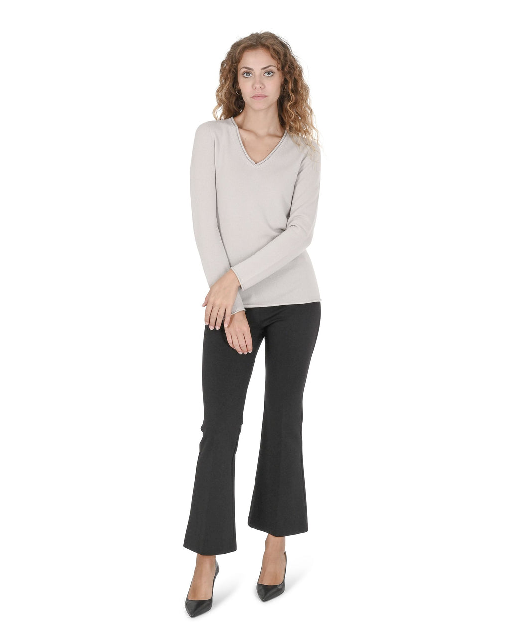Maglione da donna in cashmere con scollo a V Crown of Edinburgh COE 0022 OYSTER