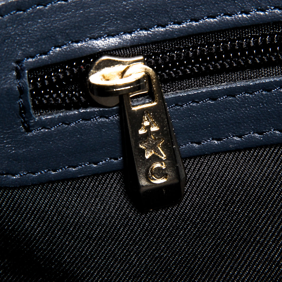 Borsa a mano da donna Andrew Charles blu scuro TESS