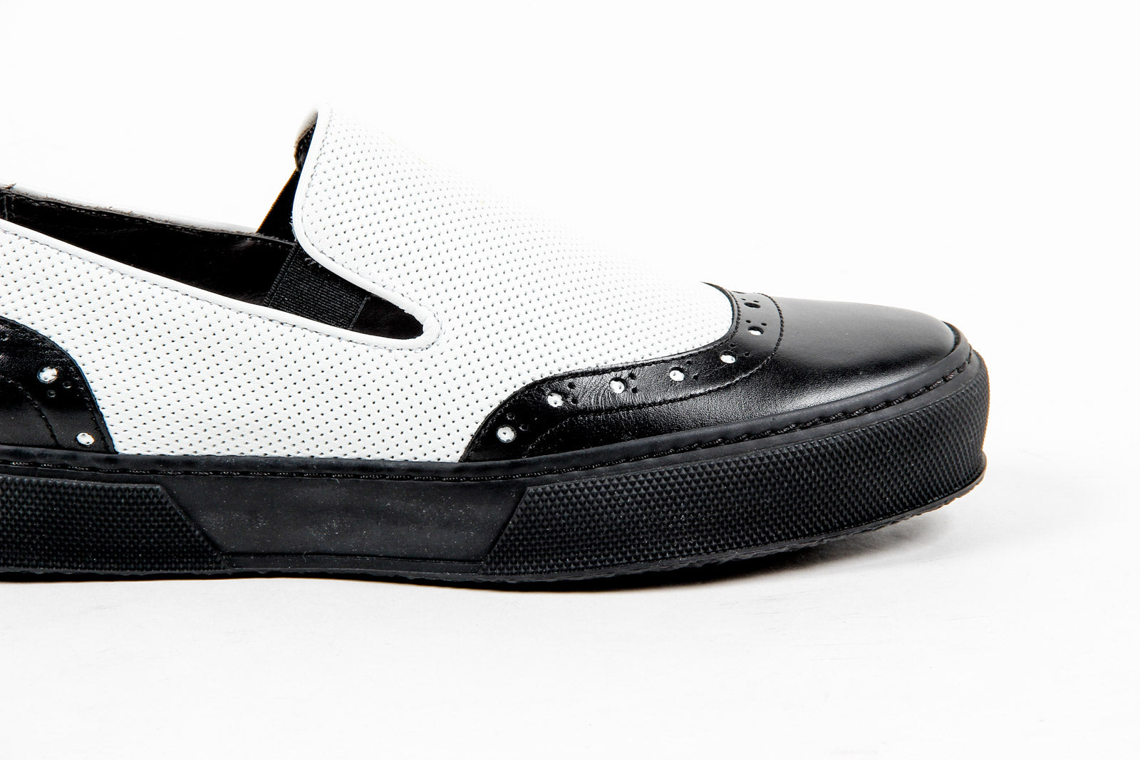 Robert Clergerie Paris Sneaker slip-on da donna TILO02 V LISSE NOIR VL PERFO BLANCO
