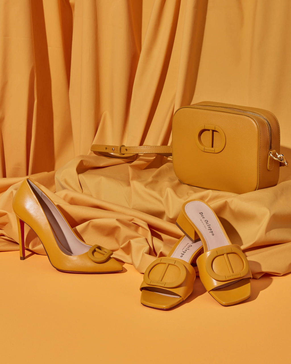 Dizzy Logo Mule Mustard