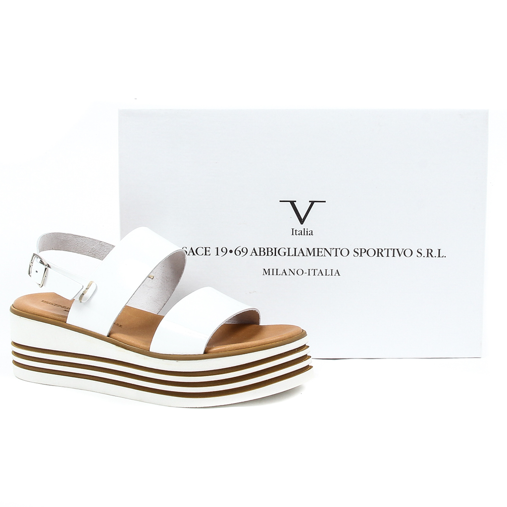 Sandalo flatform da donna V 1969 Italia