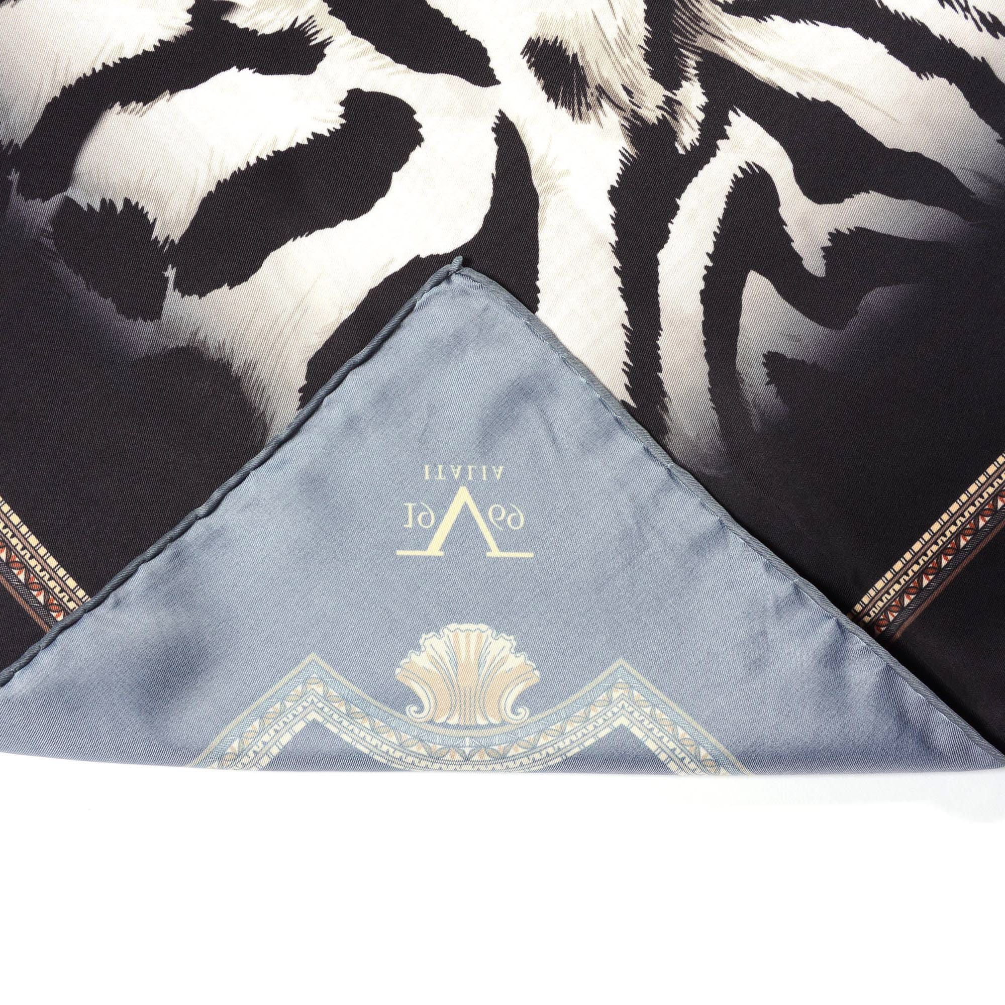 V 1969 Italia Womens Foulard Multicolor JILL