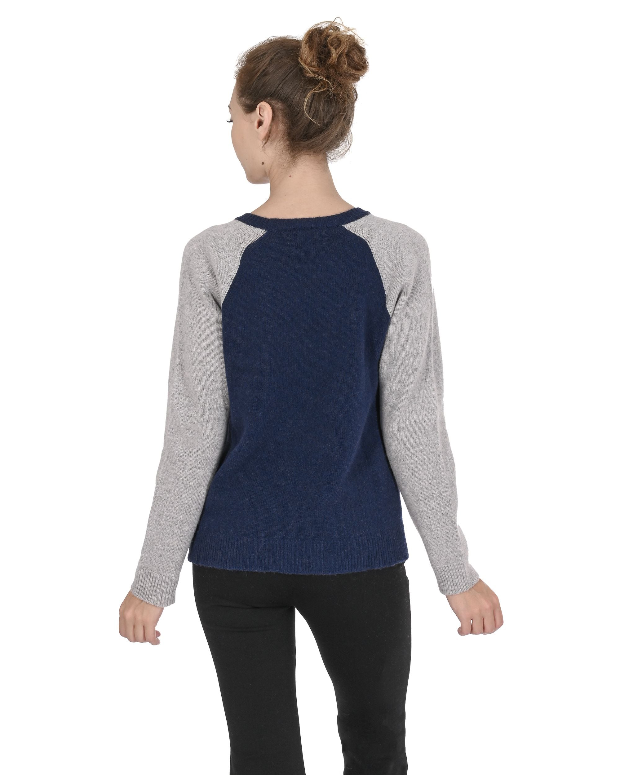 Maglione girocollo da donna in cashmere Crown of Edinburgh COE 0016 FUSCHIA/CREMA