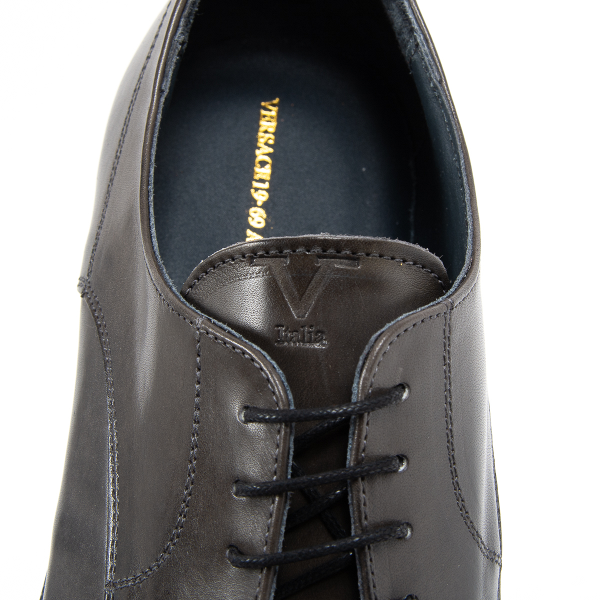 Scarpa stringata da uomo V 1969 Italia