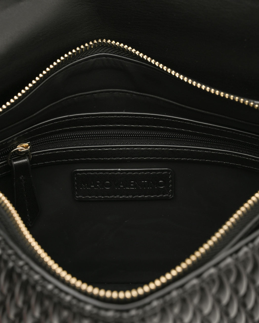Valentino Womens Shoulder Bag VBS8DA09 001