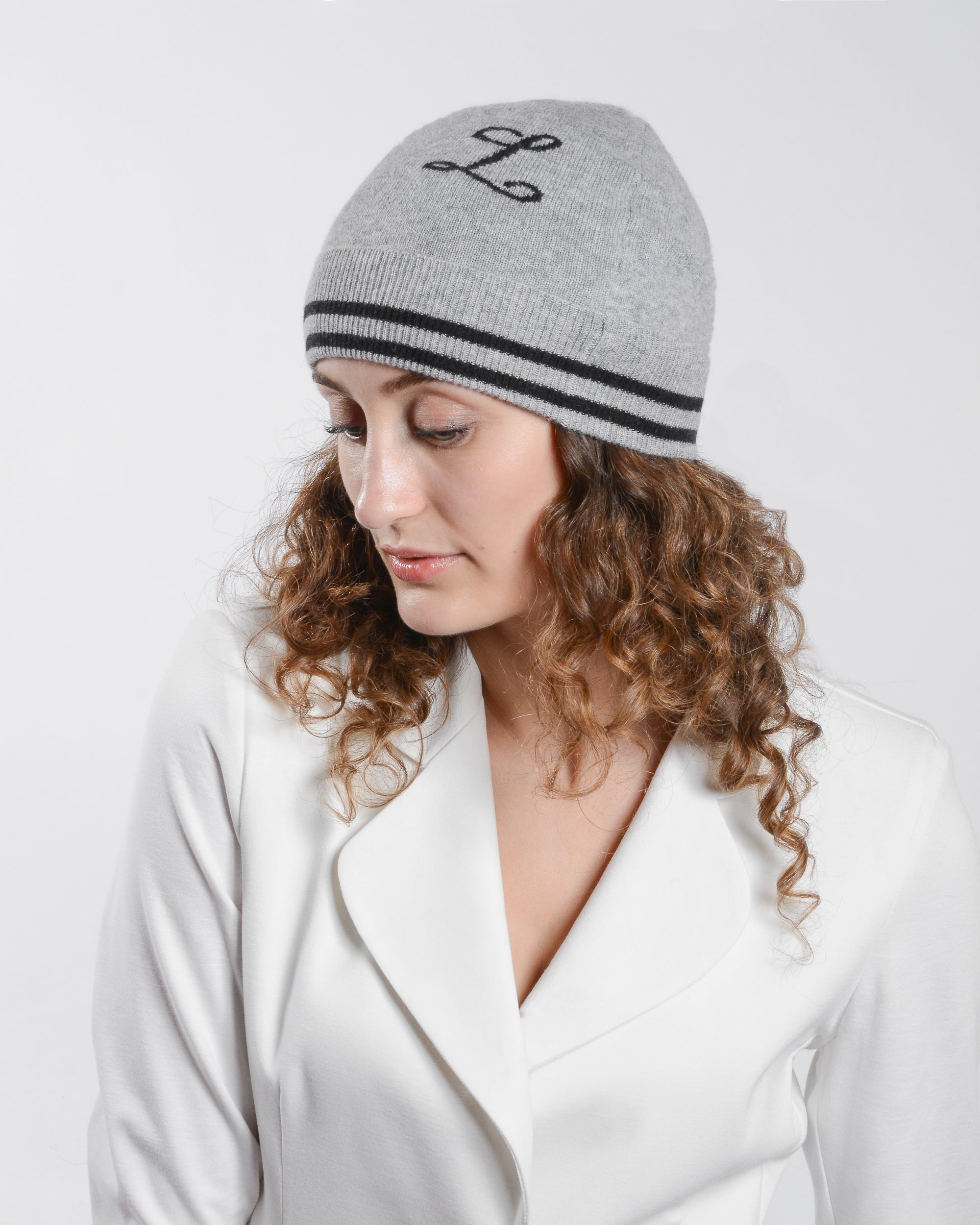 Berretto in cashmere con monogramma - Grigio