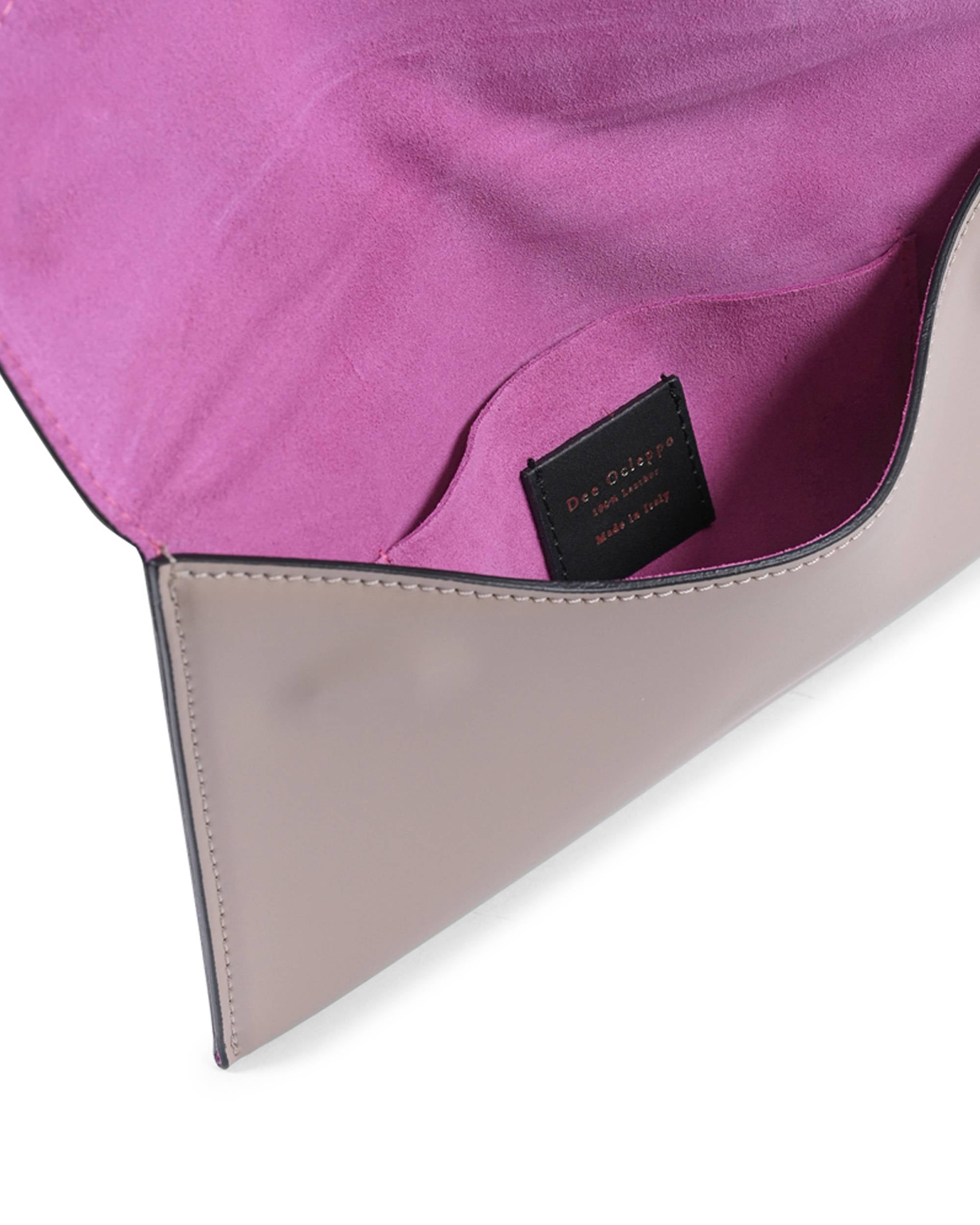 Pochette in pelle color carne
