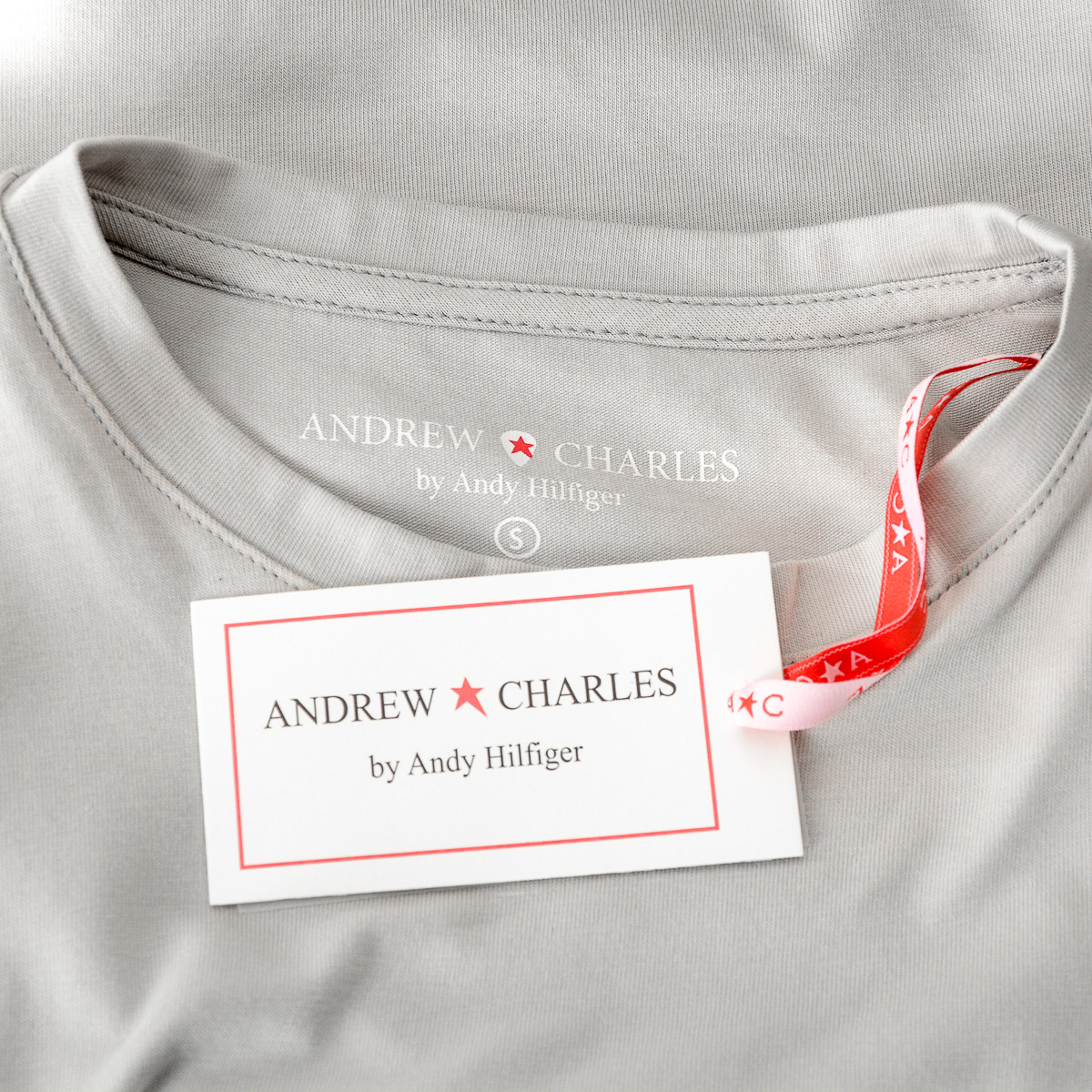 Andrew Charles T-shirt da donna a maniche corte con scollo rotondo, grigia TARANA