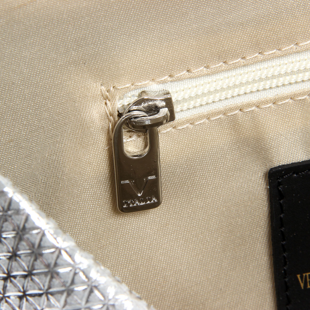 Borsa da donna V 1969 Italia