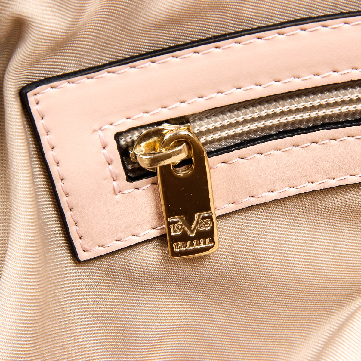 Borsa da donna V 1969 Italia