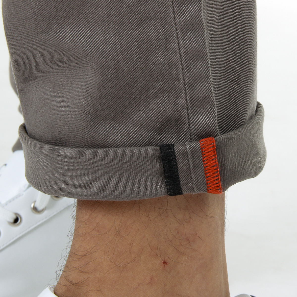 Pantaloni da uomo Andrew Charles marroni AMARA