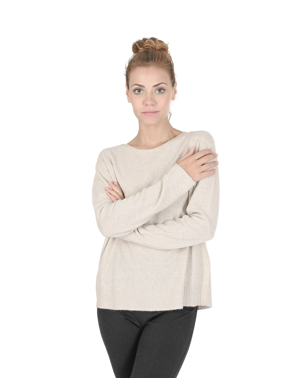 Maglione oversize con scollo a barca da donna in cashmere Crown of Edinburgh COE 008 CREMA