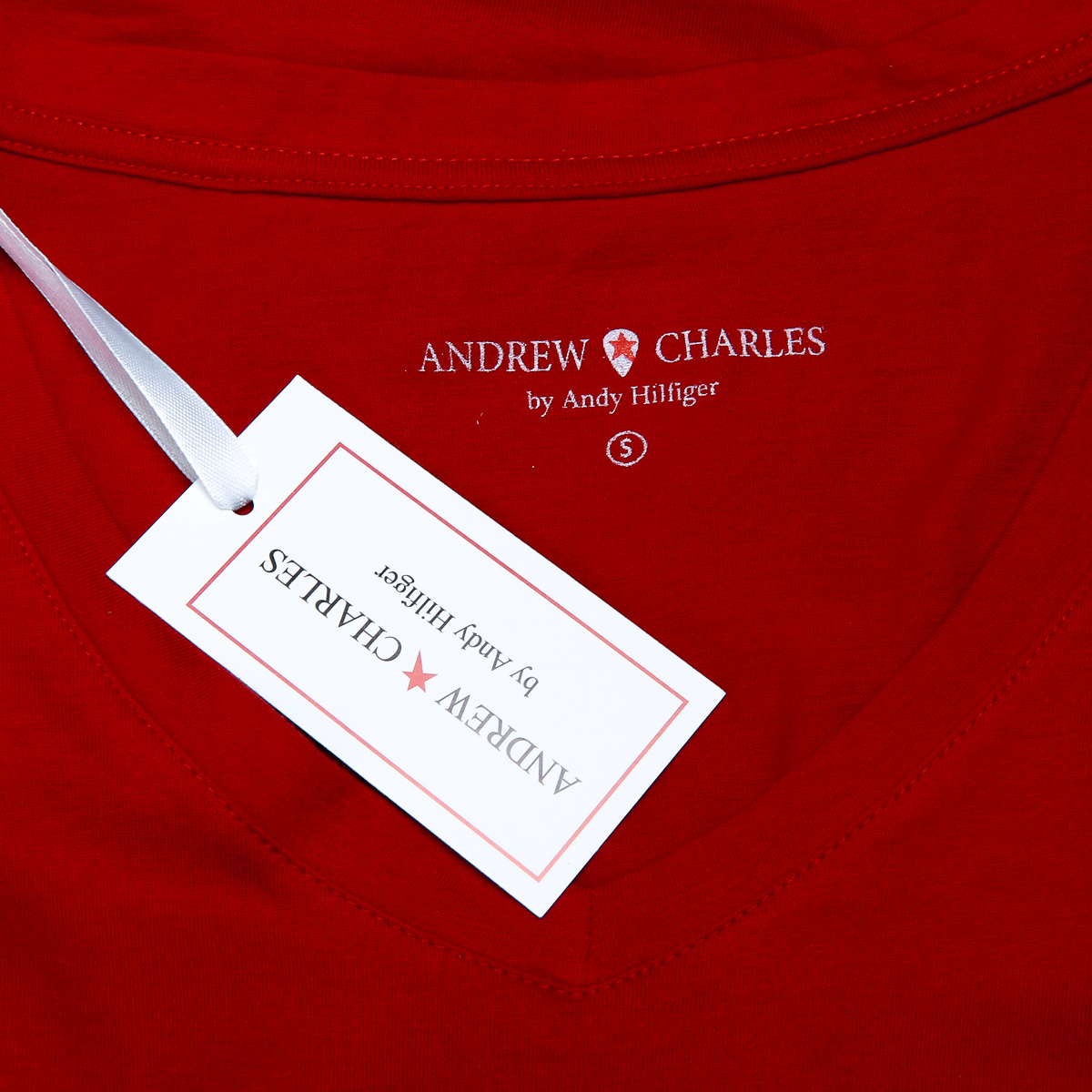 Andrew Charles T-shirt da donna a maniche corte con scollo a V, rossa TAPIWA