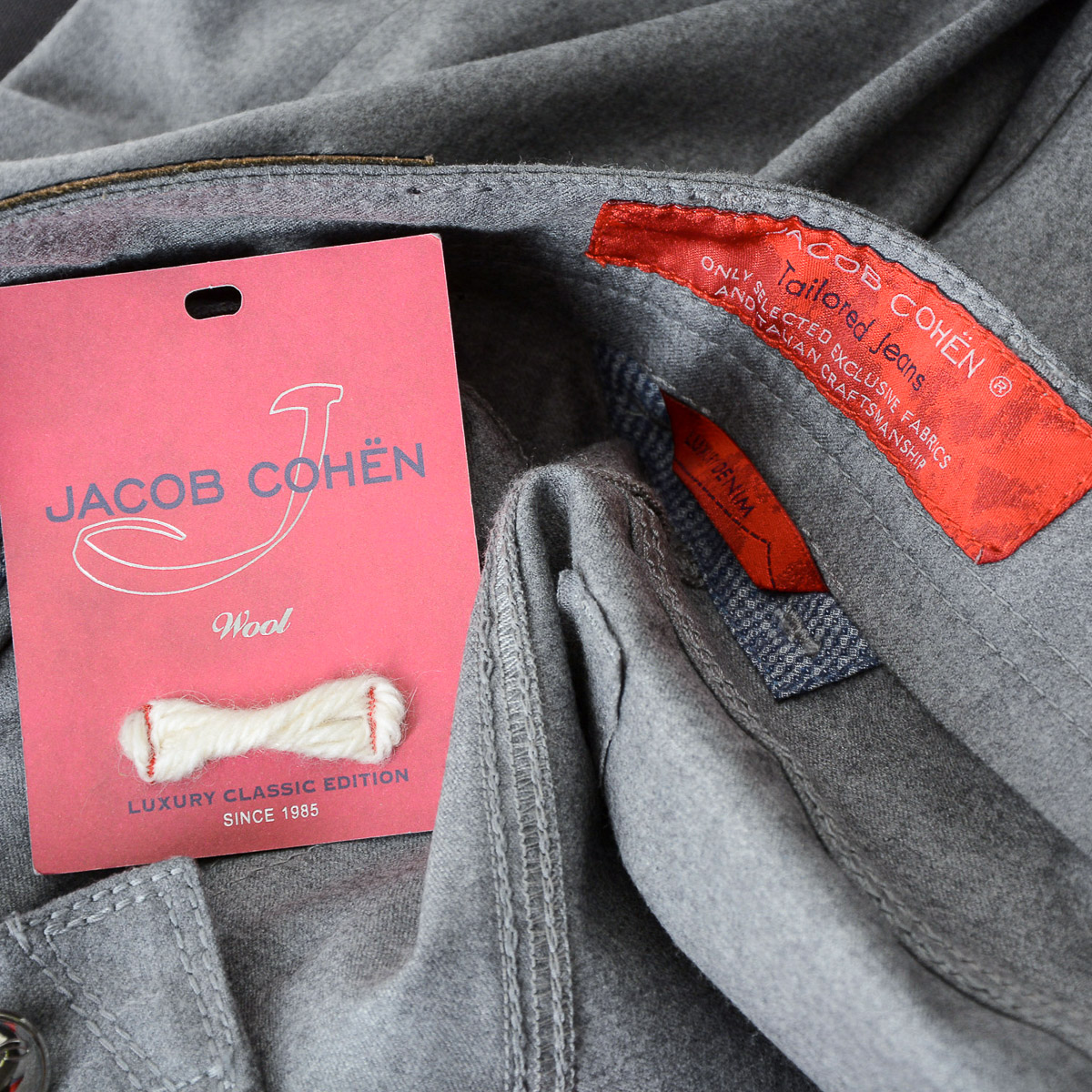 Pantaloni da uomo Jacob Cohen J620 grigi