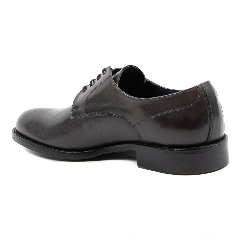 Scarpa stringata da uomo V 1969 Italia