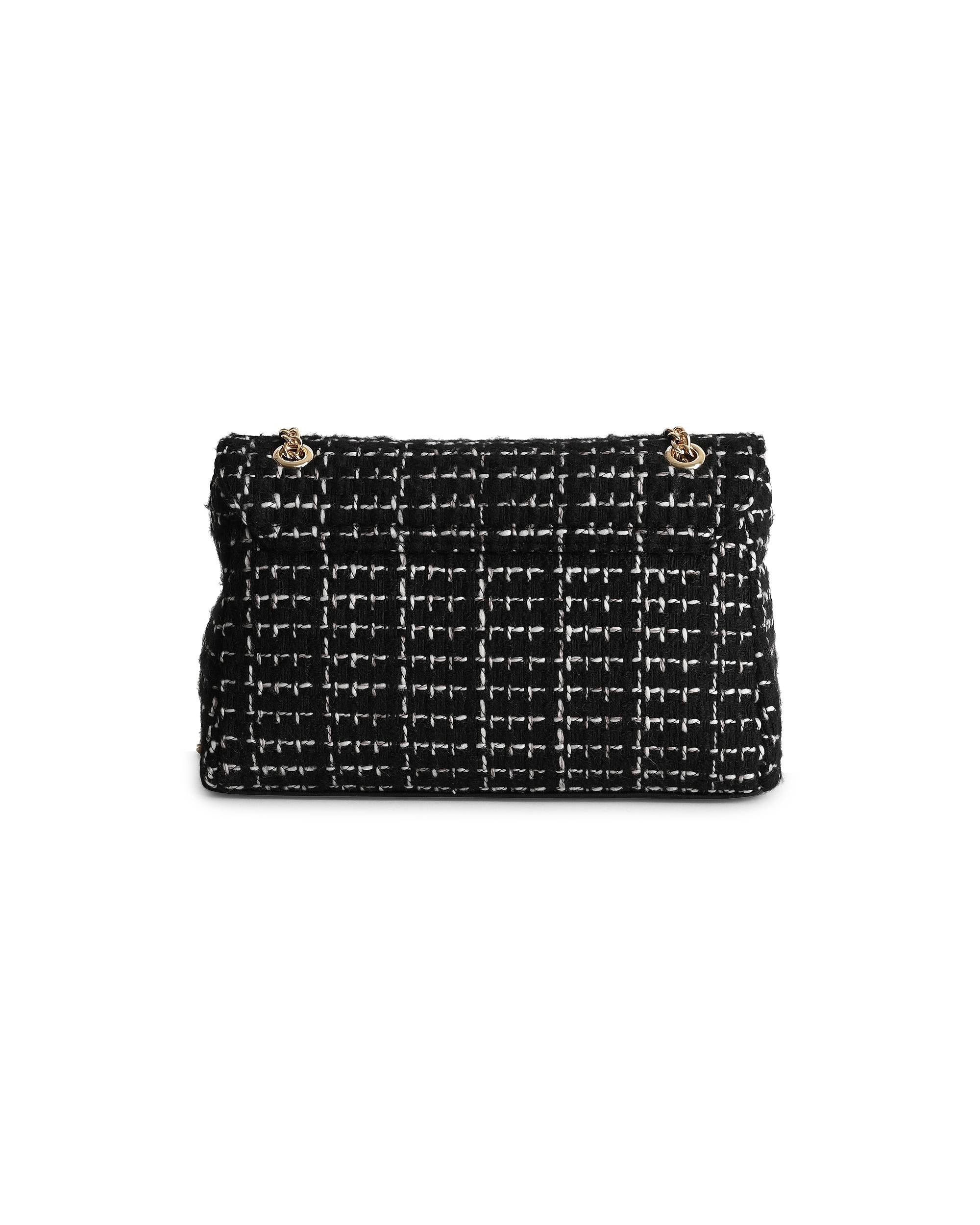 Valentino Womens Shoulder Bag VBS9JP02 395 NERO