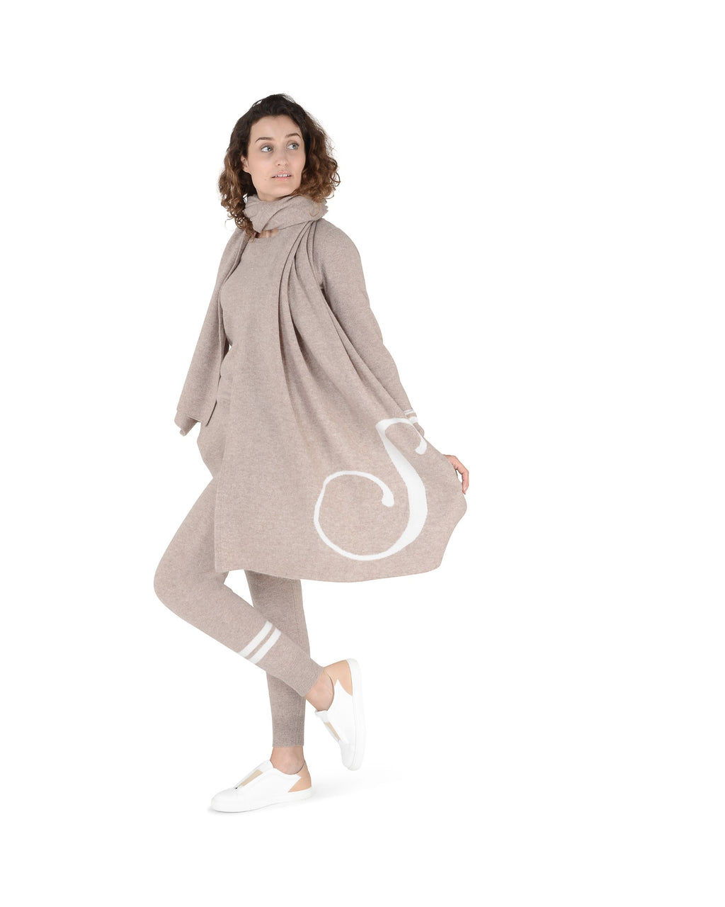 Sciarpa monogrammata Dee Ocleppo DEAN VILLAGE CAMEL S