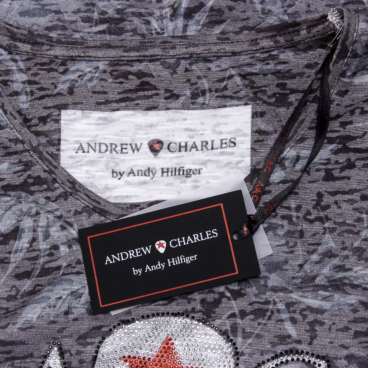 Andrew Charles T-shirt da donna a maniche corte con scollo a V nera ALEXA