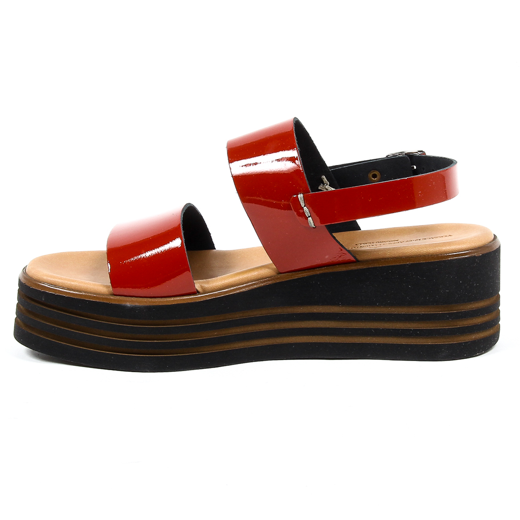 Sandalo flatform da donna V 1969 Italia
