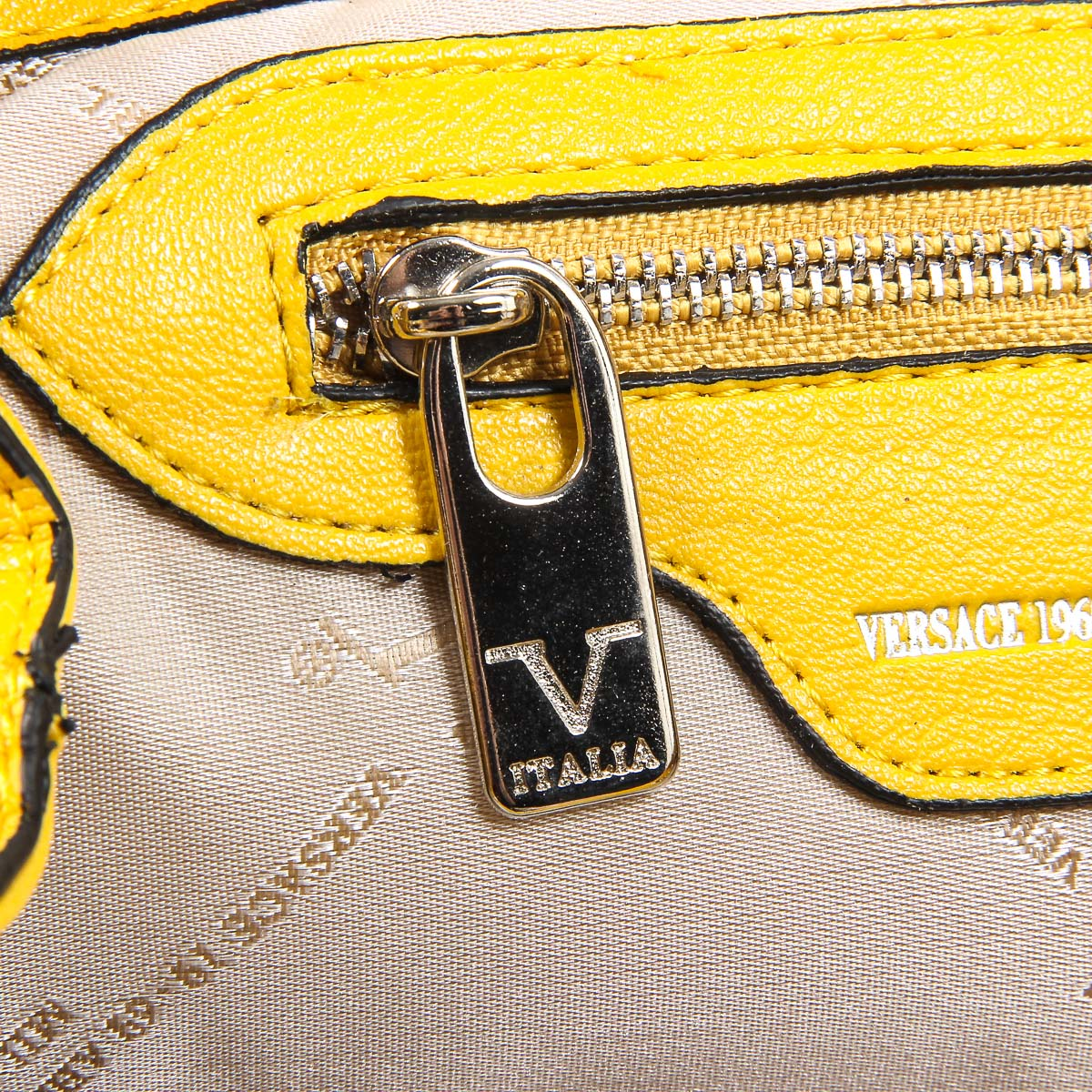 Borsa da donna V 1969 Italia