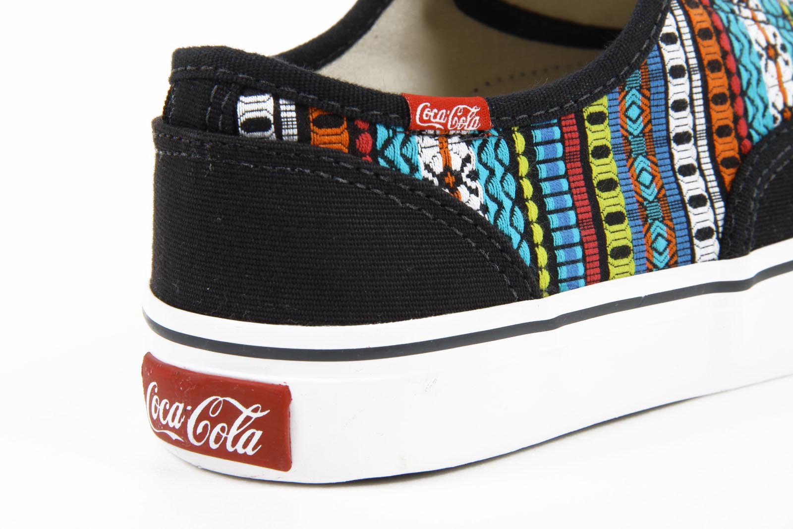 Sneakers da donna Coca Cola CCA0713 KICK ETNIC NERO