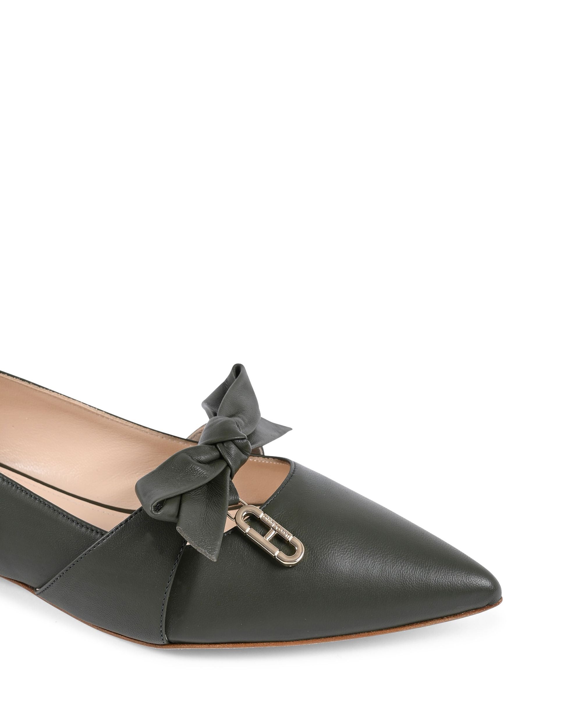 Dominic - Ballerina Militare
