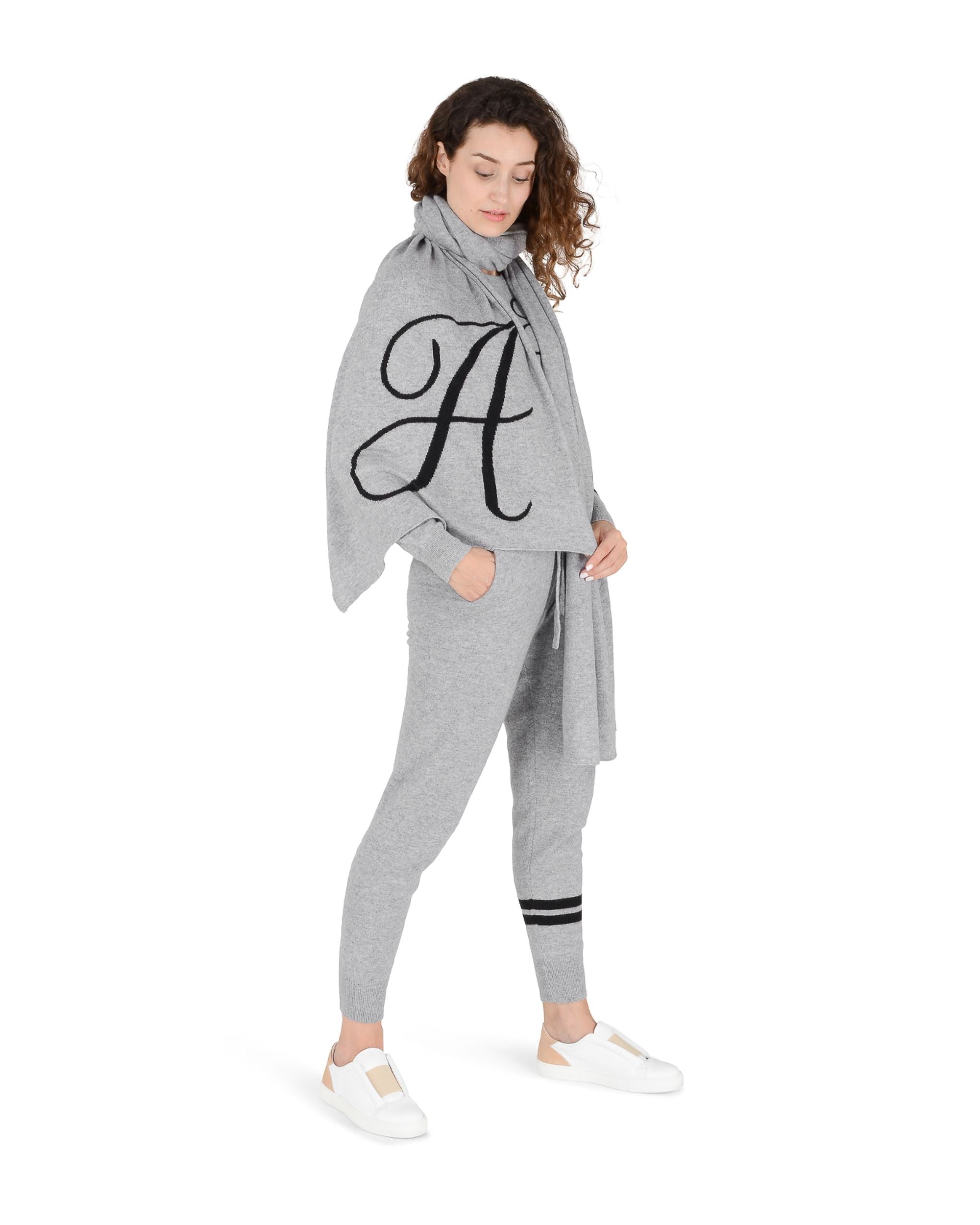 Sciarpa monogrammata Dee Ocleppo DEAN VILLAGE GREY A