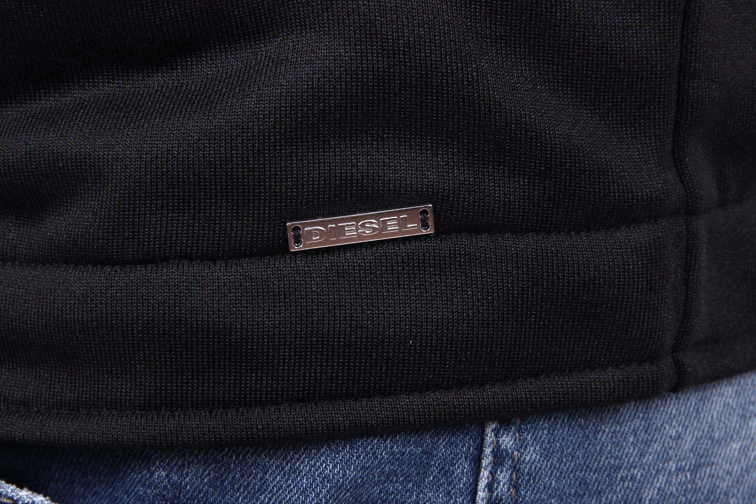Maglione da uomo Diesel 00SIZ8 0KAIH 900