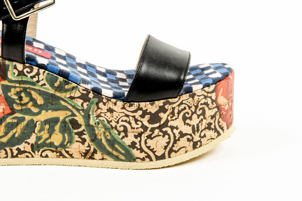 Sandalo con zeppa e cinturino alla caviglia da donna Lisa Corti W LISA LEATHER BLACK
