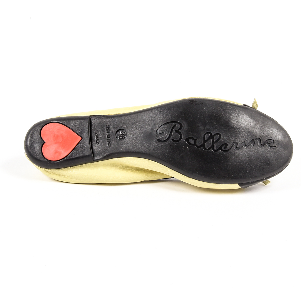 V 1969 Italia Womens Soft Ballerina