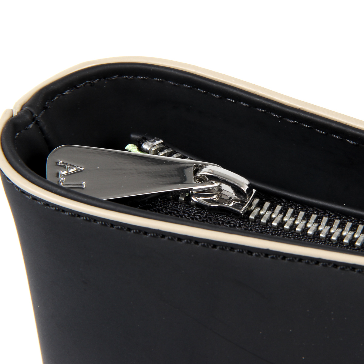 Borsa a mano da donna Armani Jeans nera 922210 7P772 00020